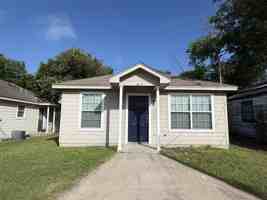 featured image of 814 South 16th Street