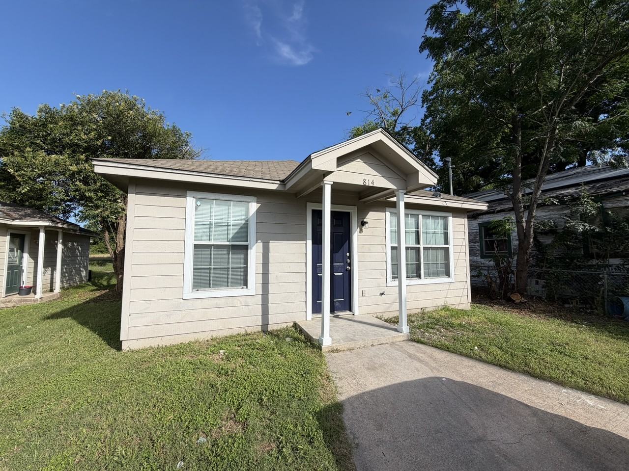 814 South 16th Street - Photo 2 of 18