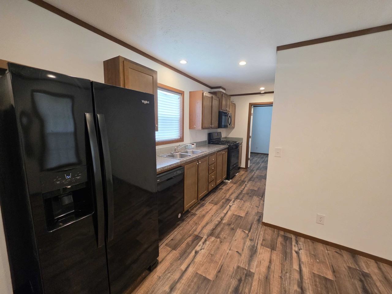 36 Meggan Dr #38 - Photo 4 of 26