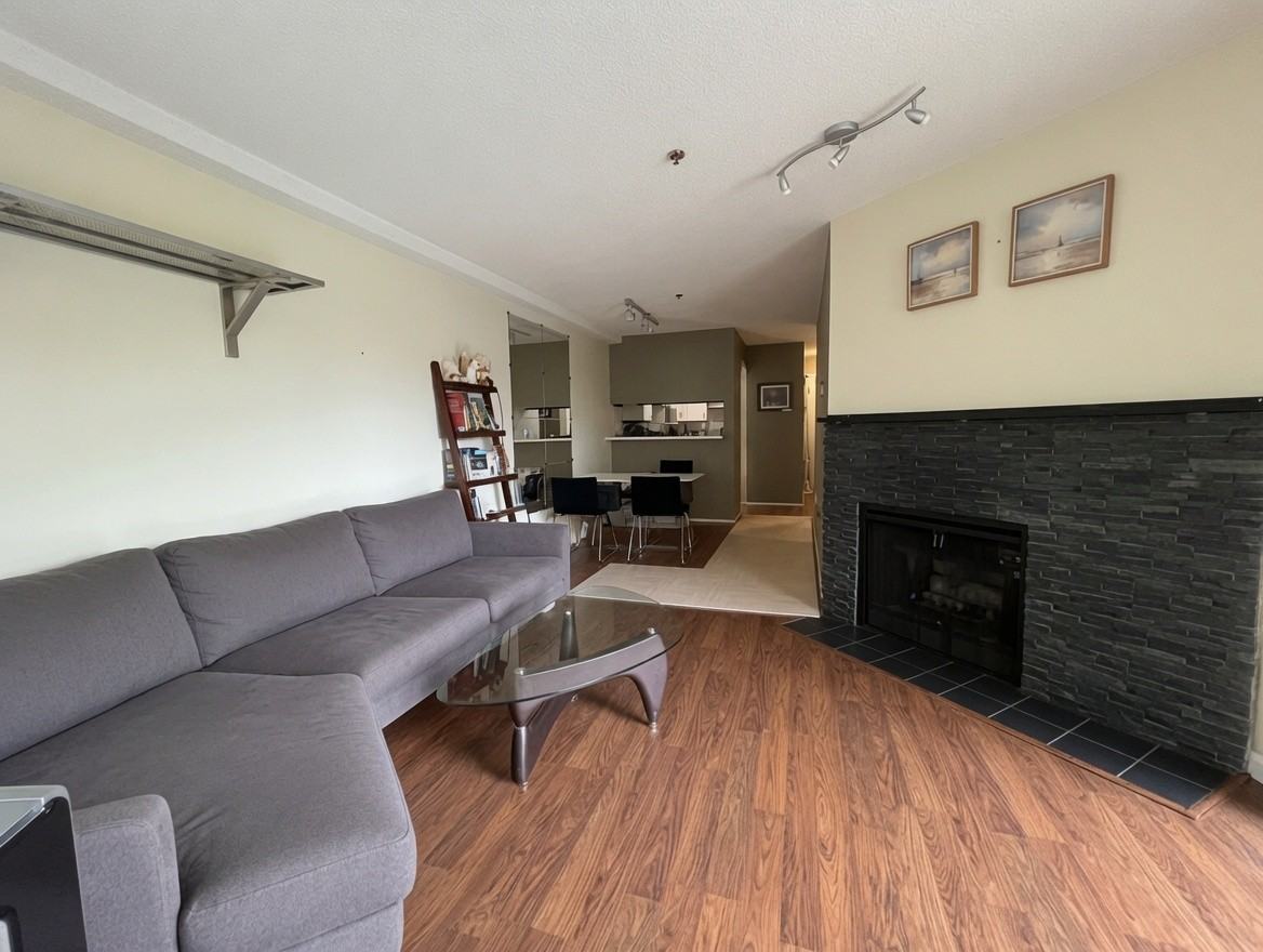 910 West 8th Avenue - Photo 3 of 13