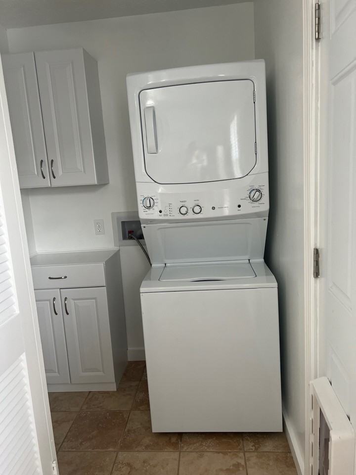 612 Laurel St #1 - Photo 7 of 20