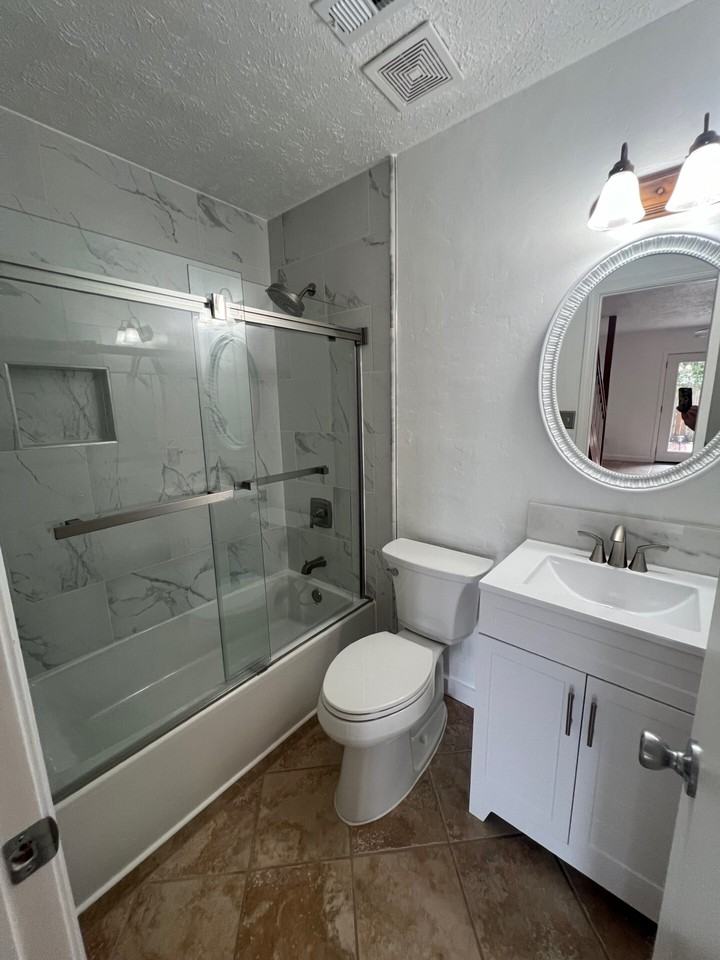 612 Laurel St #1 - Photo 3 of 20