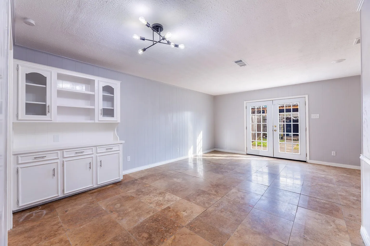 11354 Quail Run St - Photo 4 of 6