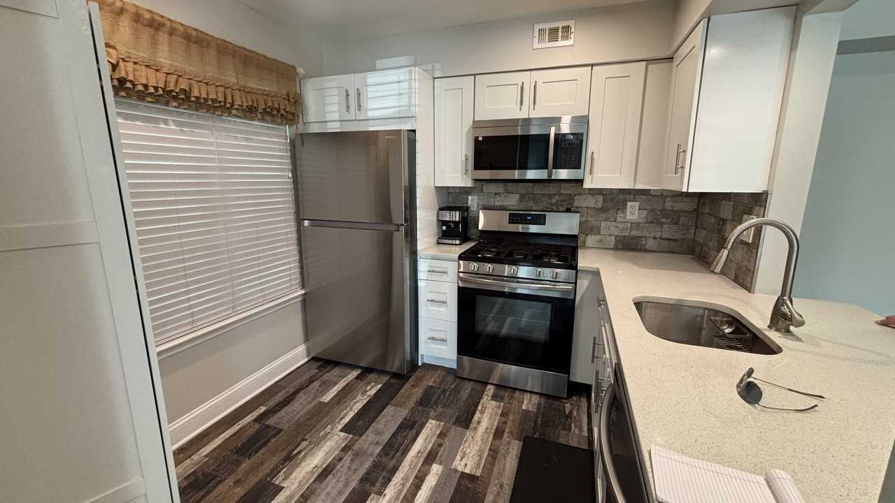 227 Derry Hill Ct #227 - Photo 5 of 14