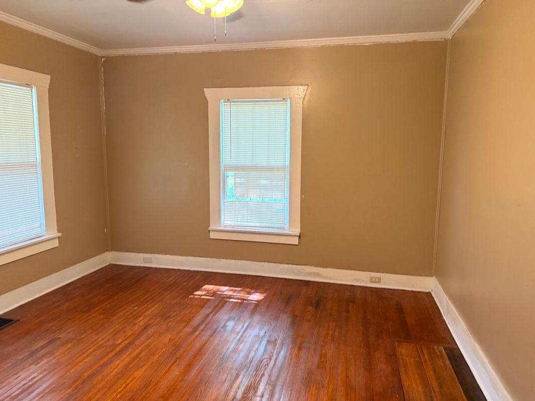 4623 6th Ave - Photo 3 of 13