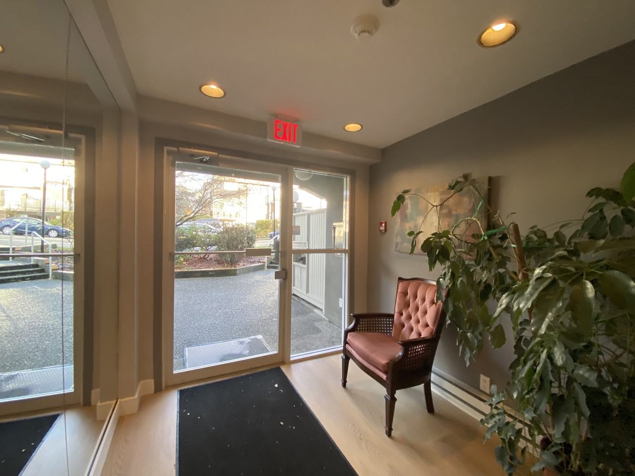 2238 Eton St #310 - Photo 4 of 43