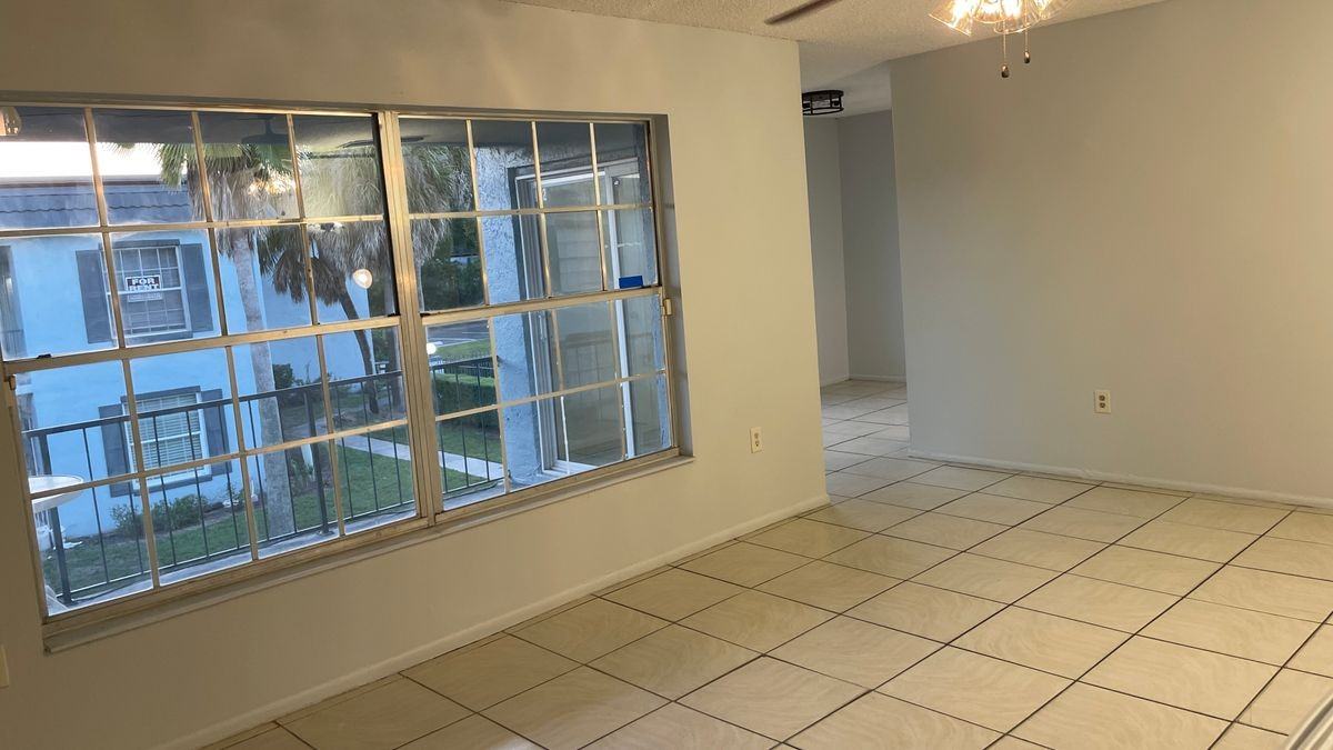 5234 Curry Ford Rd ##412 - Photo 2 of 12