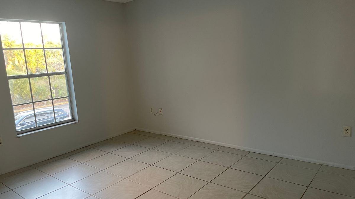 5234 Curry Ford Rd ##412 - Photo 6 of 12