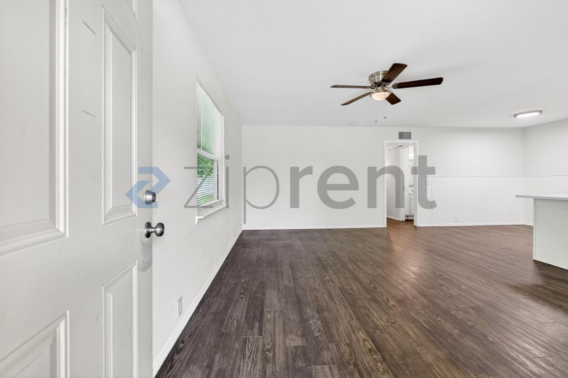 5020 Donnelly Ave #5022 - Photo 5 of 30