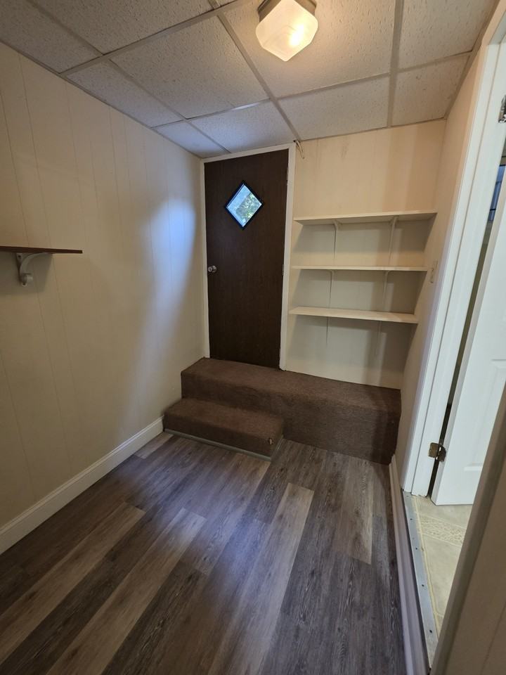 24 Kister Street - Photo 6 of 18