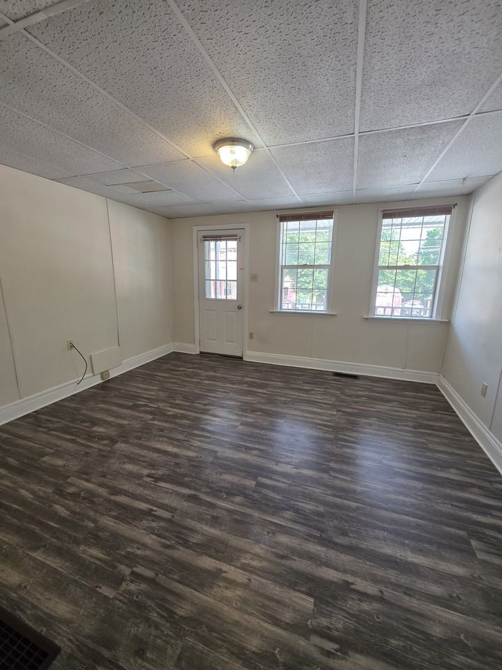 24 Kister Street - Photo 2 of 18