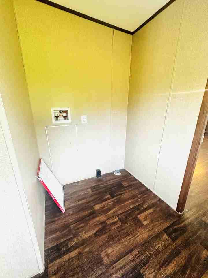 207 Juniper Rd - Photo 5 of 35