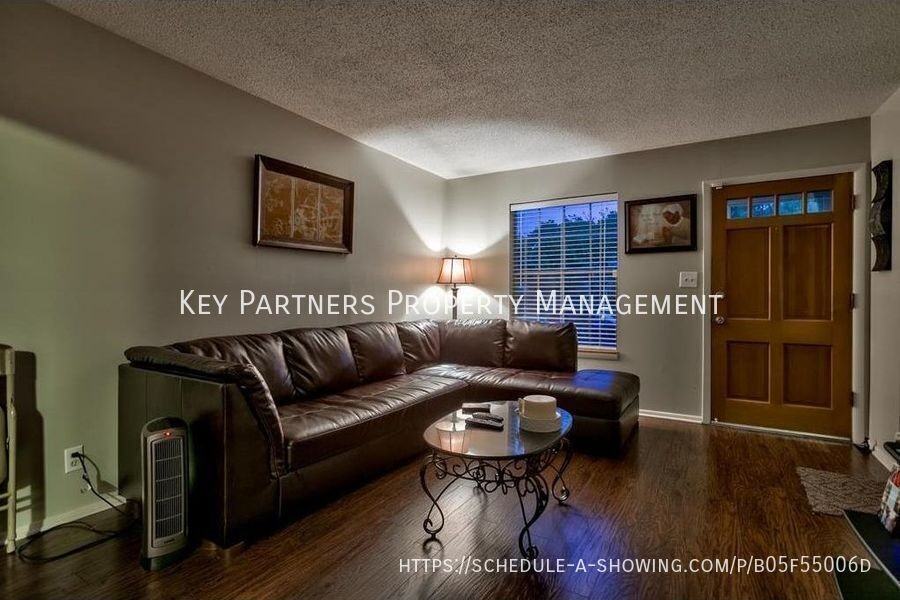 8023 E 88th St - Photo 5 of 18