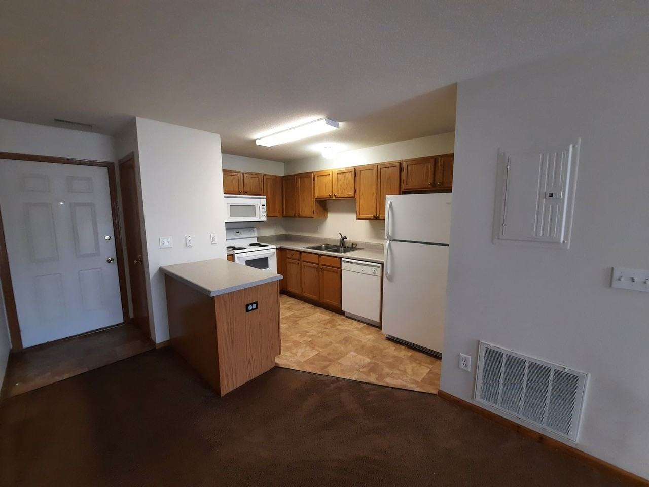Mulberry Pointe Apartment Homes - Photo 3 of 50
