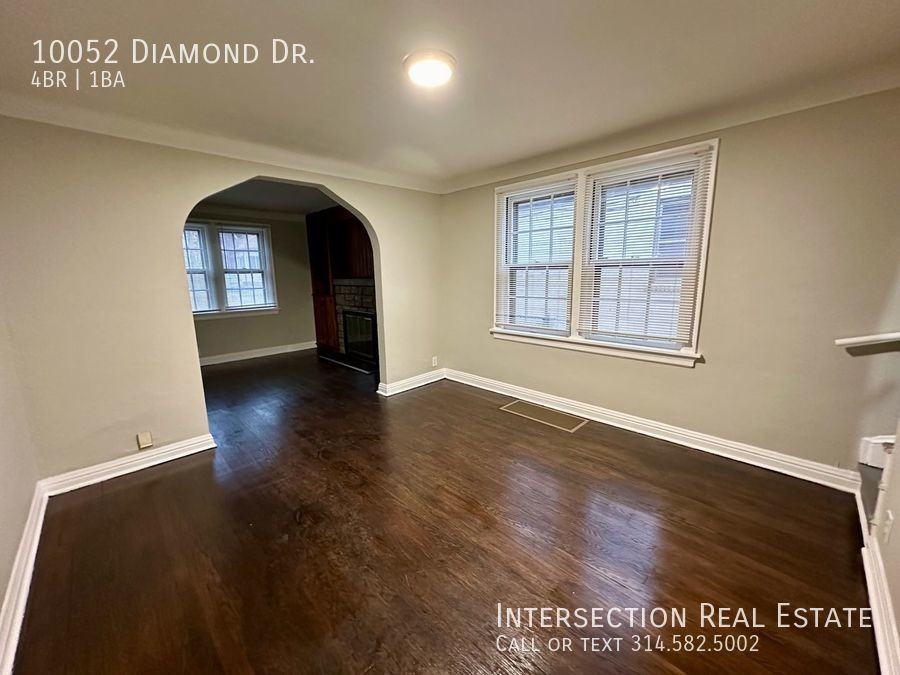 10052 Diamond Dr - Photo 2 of 19