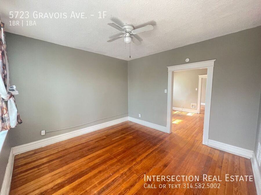 5723 Gravois Ave #1F - Photo 4 of 10