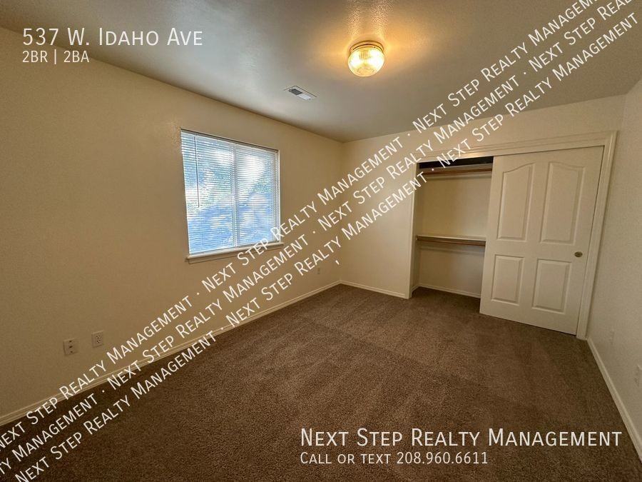 537 W Idaho Ave - Photo 6 of 13