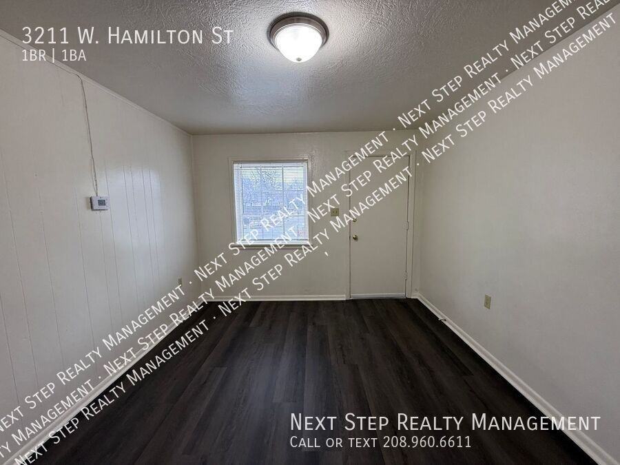 3211 W Hamilton St - Photo 3 of 15