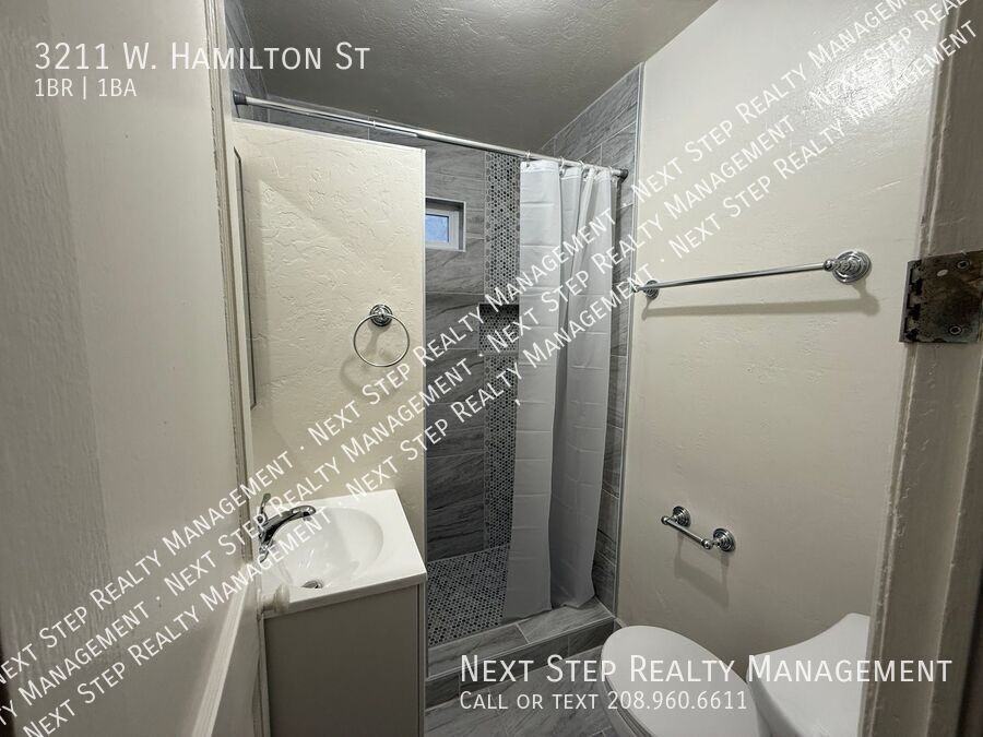3211 W Hamilton St - Photo 6 of 15