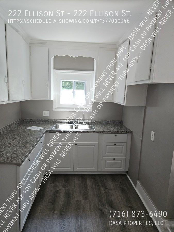 222 Ellison St - Photo 5 of 10