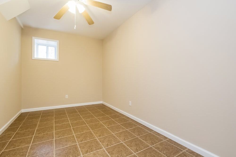 3885 Dollar Cir - Photo 4 of 17