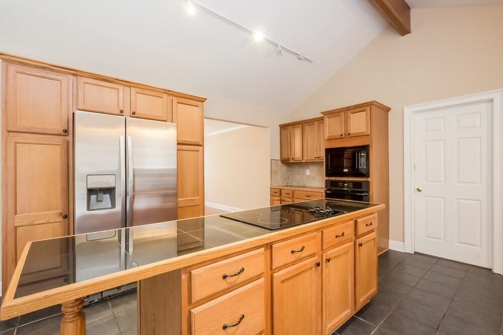 3885 Dollar Cir - Photo 6 of 17
