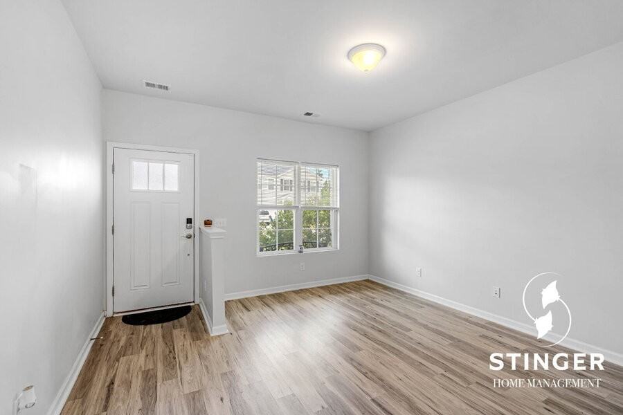 21 Chestnut St - Photo 5 of 40
