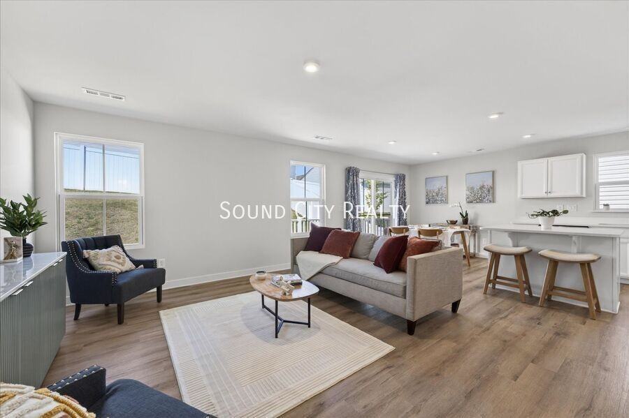 2648 Thornton Grove Blvd - Photo 3 of 26