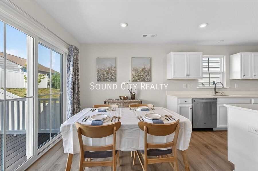 2648 Thornton Grove Blvd - Photo 6 of 26