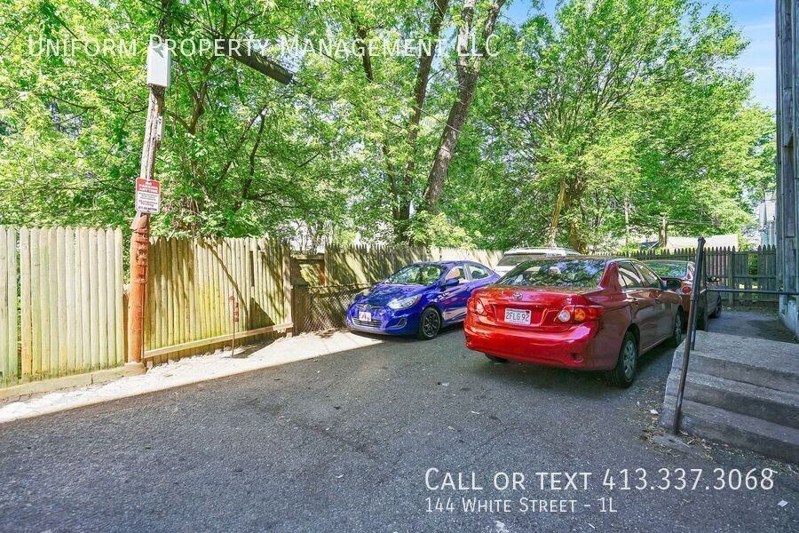 144 White St #1L - Photo 5 of 27