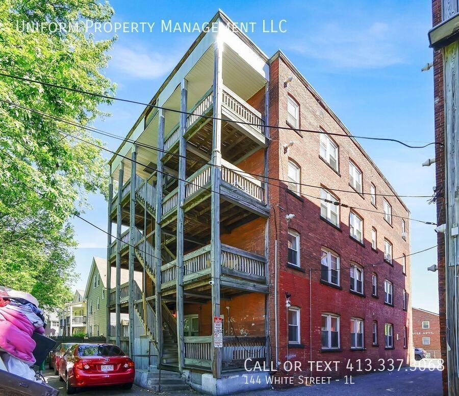 144 White St #1L - Photo 6 of 27