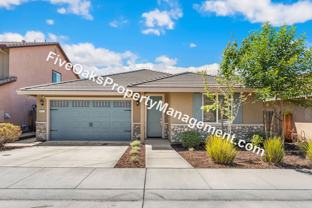571 Willow Ridge Ct - Photo 1 of 1
