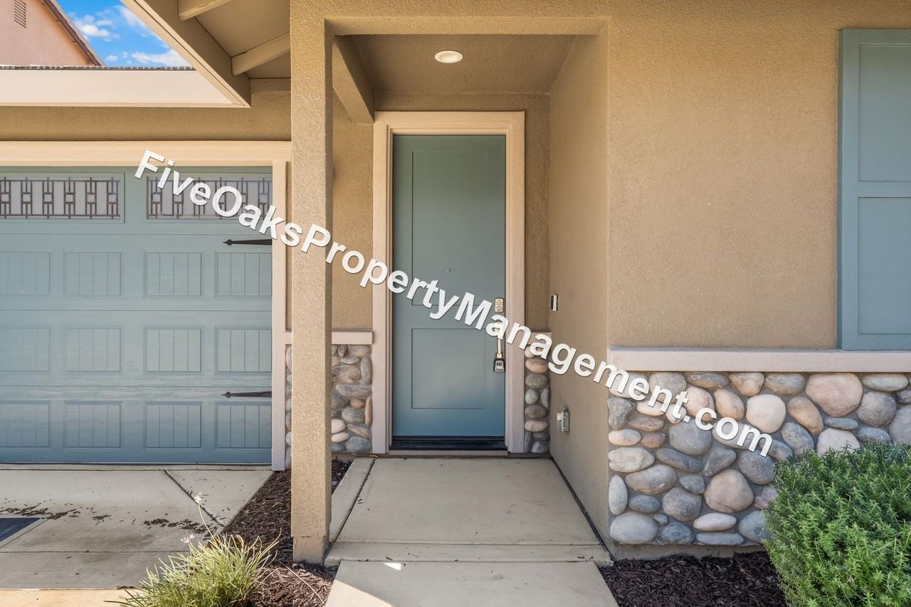 571 Willow Ridge Ct - Photo 3 of 30
