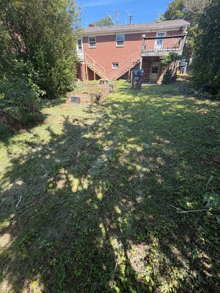 603 Locust Ave #B - Photo 2 of 18