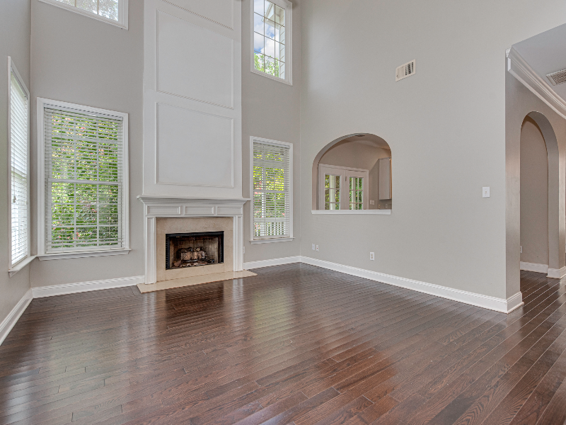 2124 Sablewood Dr - Photo 3 of 33