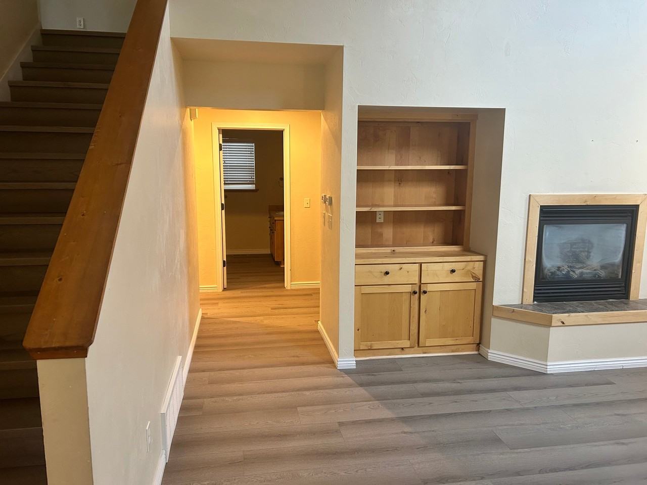 123 Aspen Grove St - Photo 5 of 38