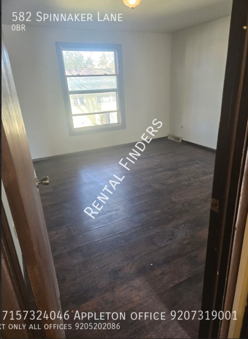 582 Spinnaker Ln - Photo 2 of 9