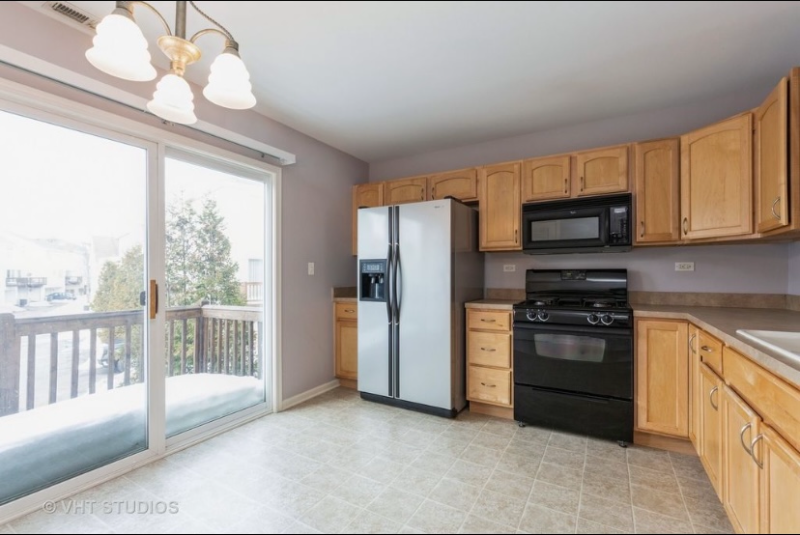 1236 Derry Ln - Photo 3 of 12