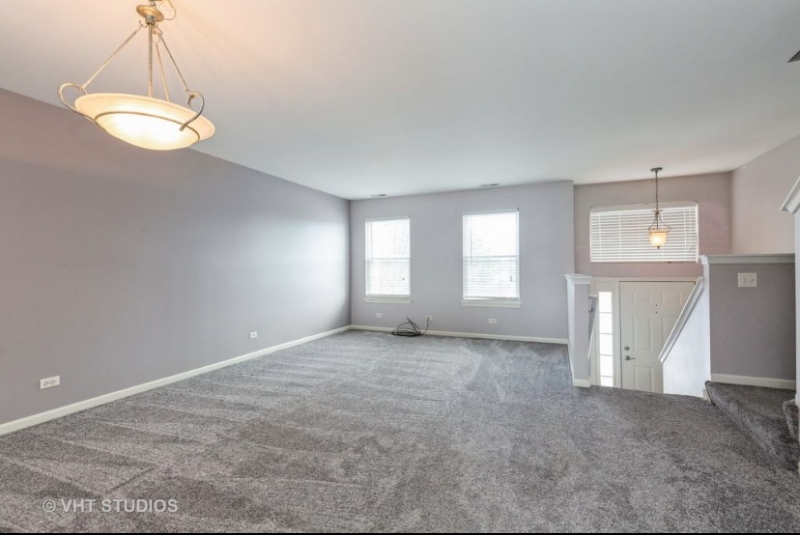 1236 Derry Ln - Photo 6 of 12