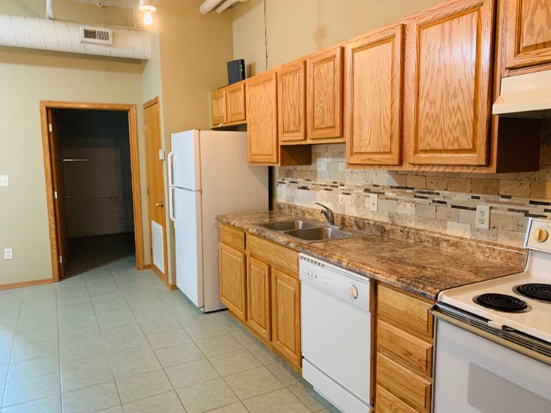 311 N 8th St #220 - Photo 4 of 8