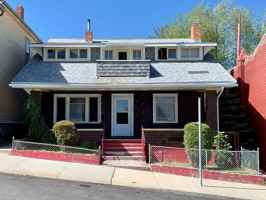 featured image of 1119 W Park St