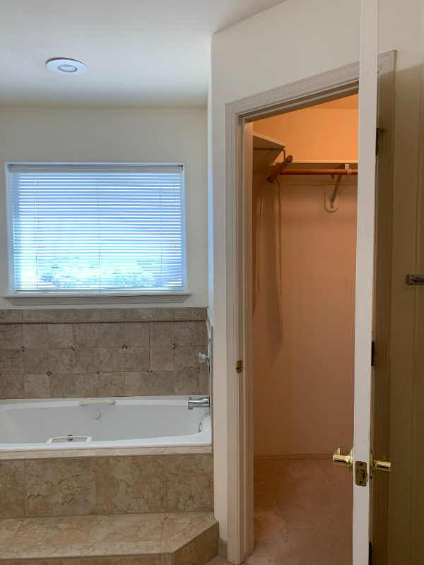 907 Skyline Dr - Photo 6 of 20