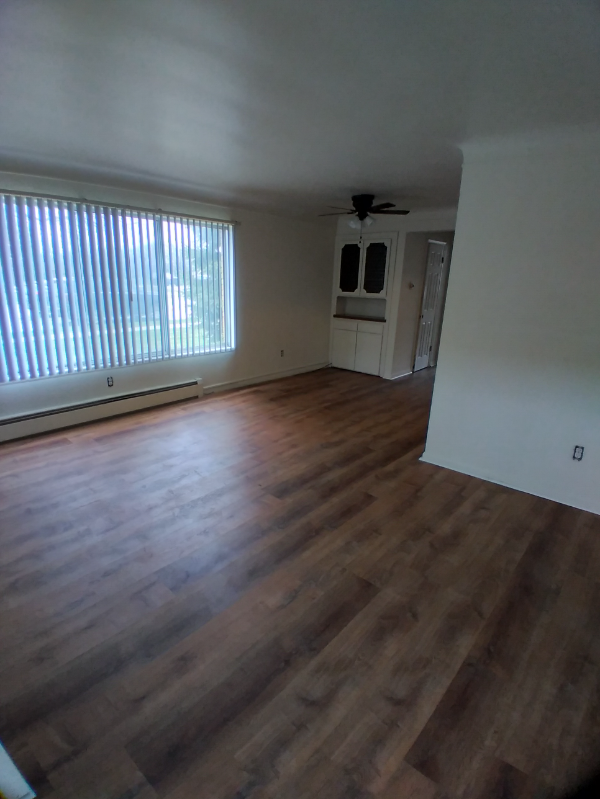 2483 E Maple Rd #6 - Photo 2 of 9