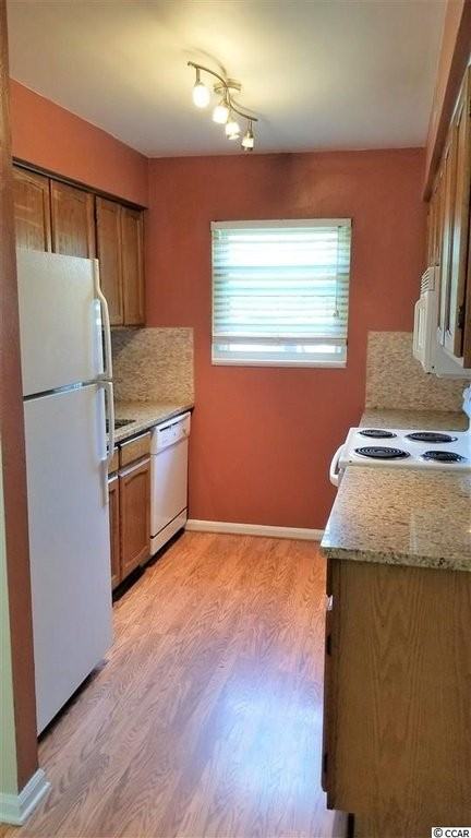 6315A Wedgewood St - Photo 3 of 10