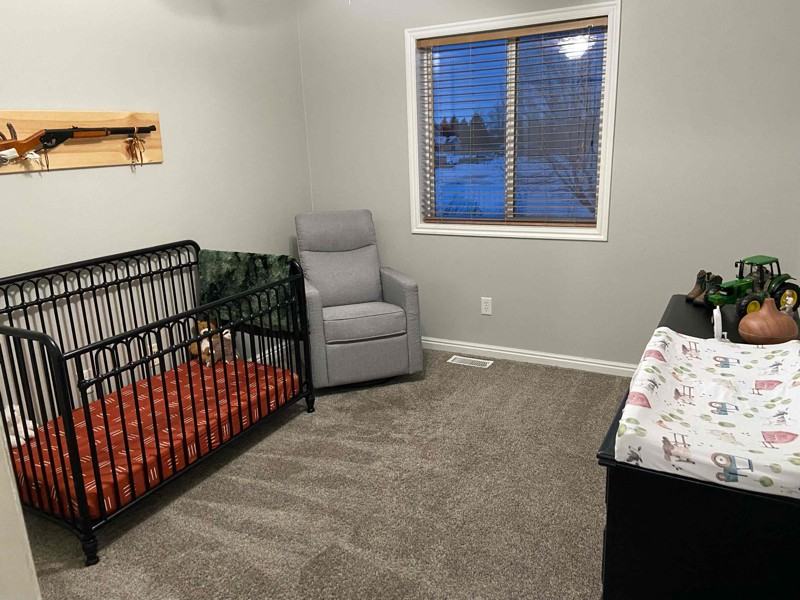 649 Countryside Ave - Photo 5 of 7