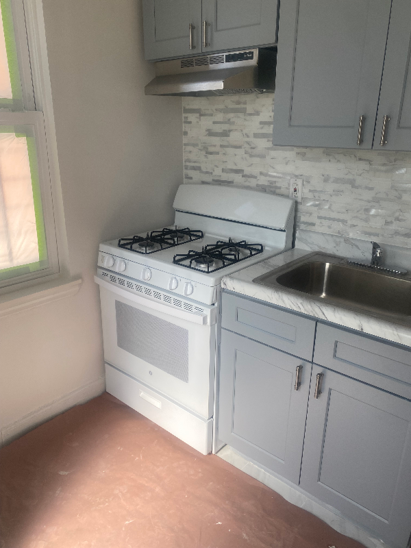 14 Locust Hill Ave #1 - Photo 2 of 3