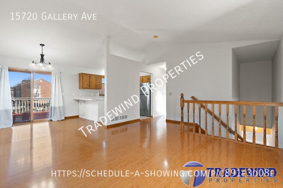 15720 Gallery Ave - Photo 5 of 24