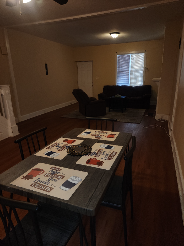 916 E Woodlawn St - Photo 7 of 13