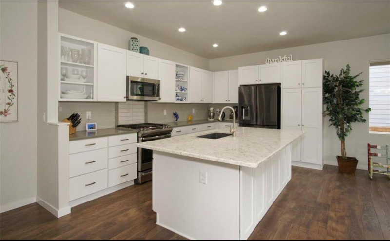 14212 Mosaic Ave - Photo 4 of 21