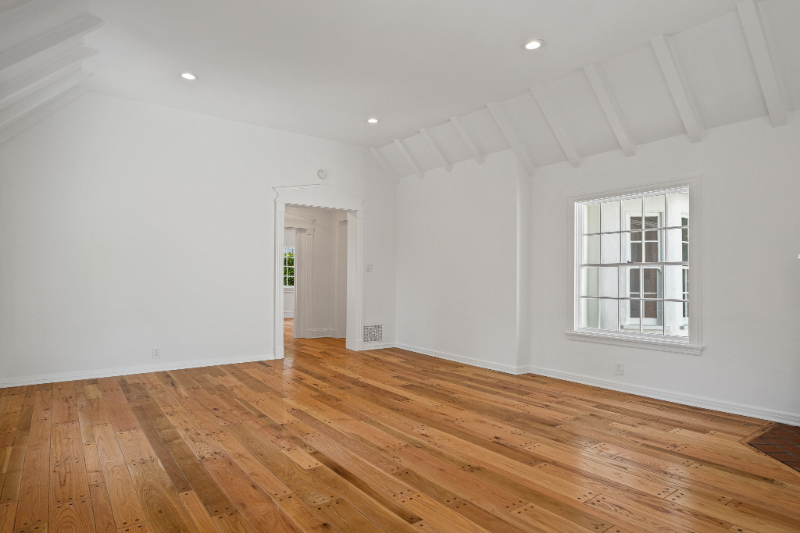 10527 Le Conte Ave - Photo 7 of 44